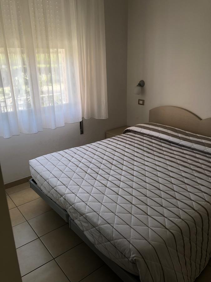 Villa Linda Affittacamere Bellaria-Igea Marina Exteriör bild